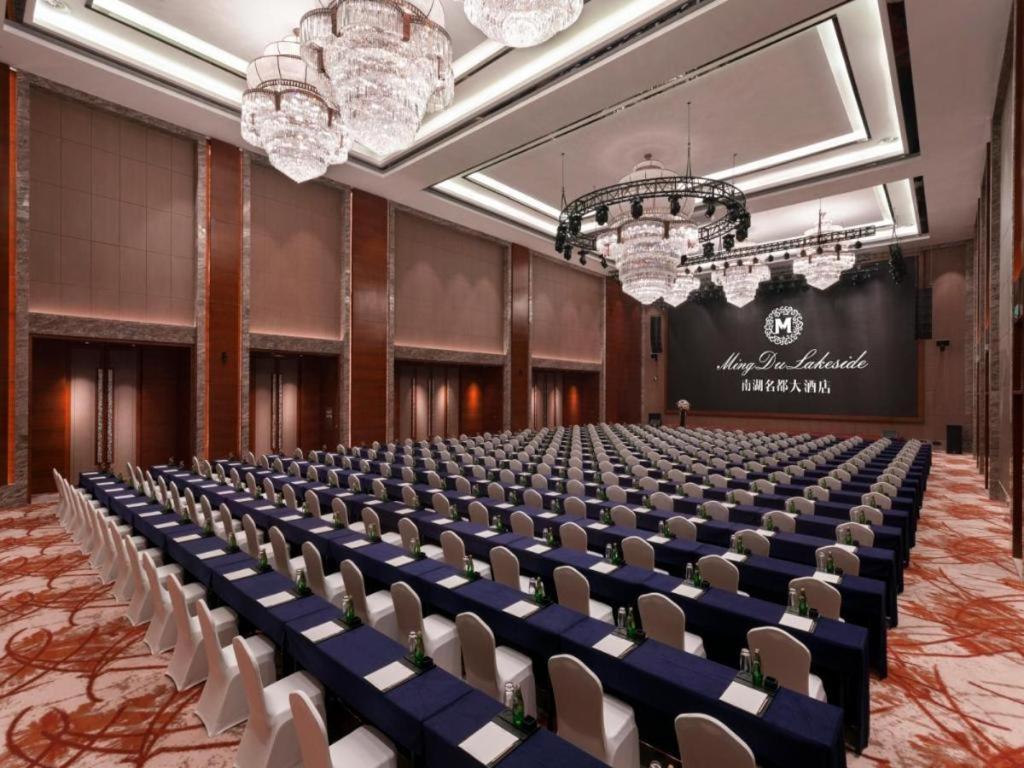 Ming Du Lakeside Hotel Nanning Exteriör bild
