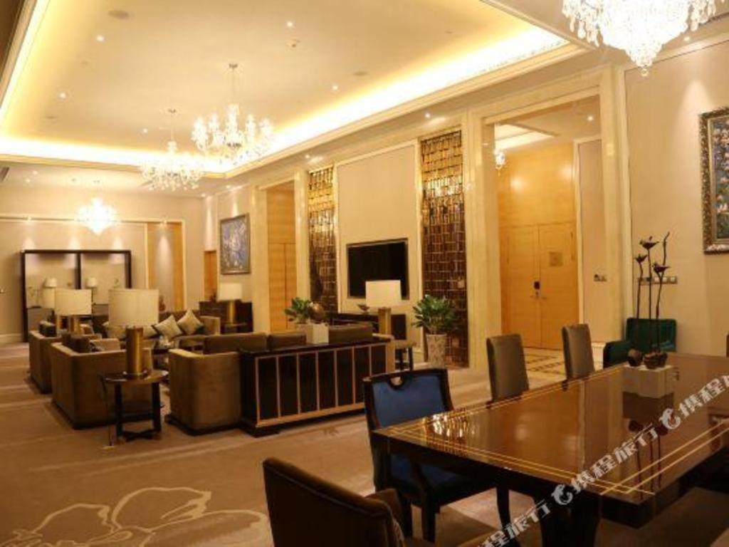 Ming Du Lakeside Hotel Nanning Exteriör bild