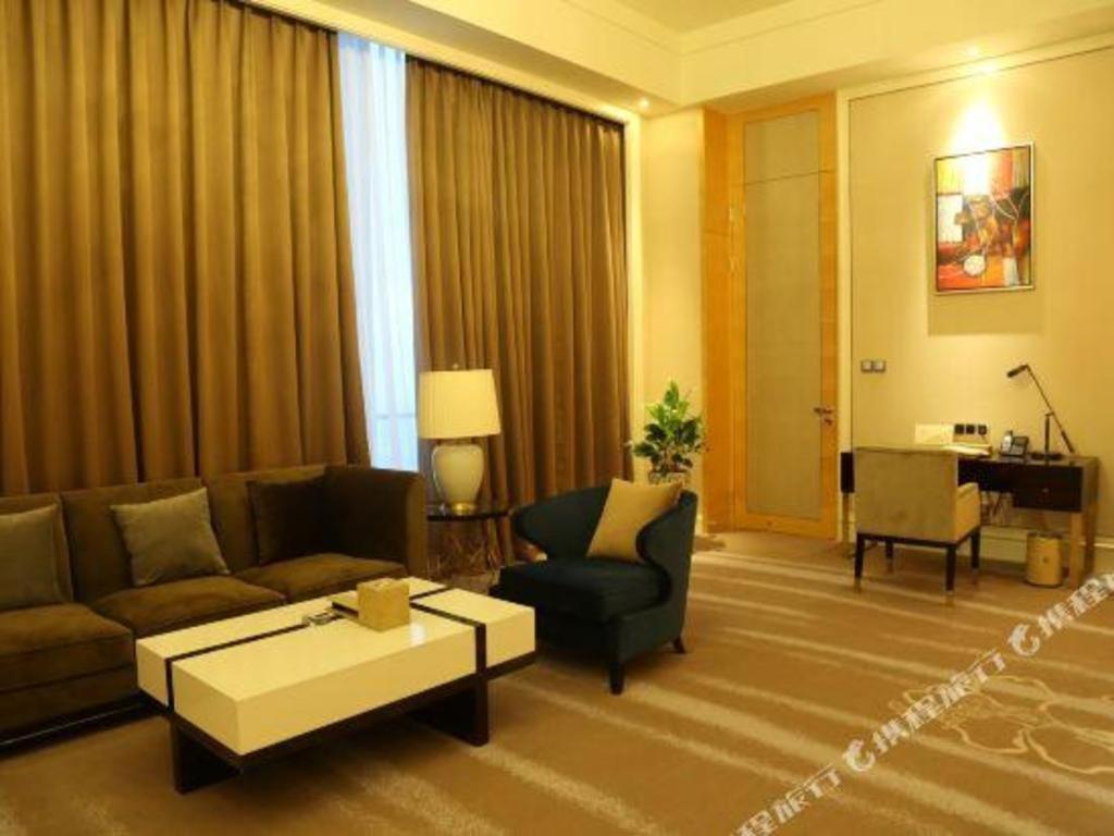 Ming Du Lakeside Hotel Nanning Exteriör bild