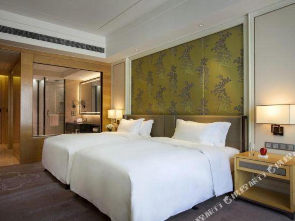 Ming Du Lakeside Hotel Nanning Exteriör bild